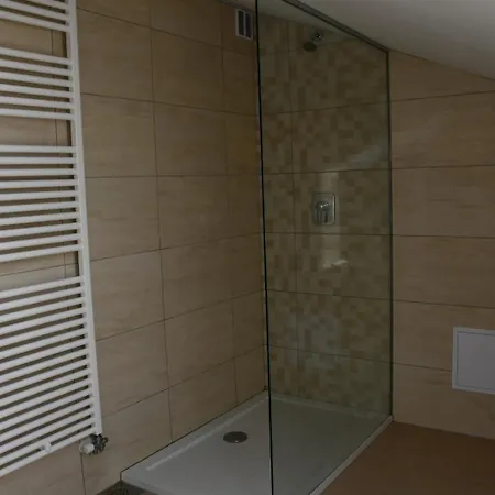 Abinkar Apartman Tolmin