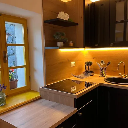 Abinkar Apartment *