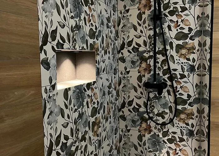 Abinkar トールミン