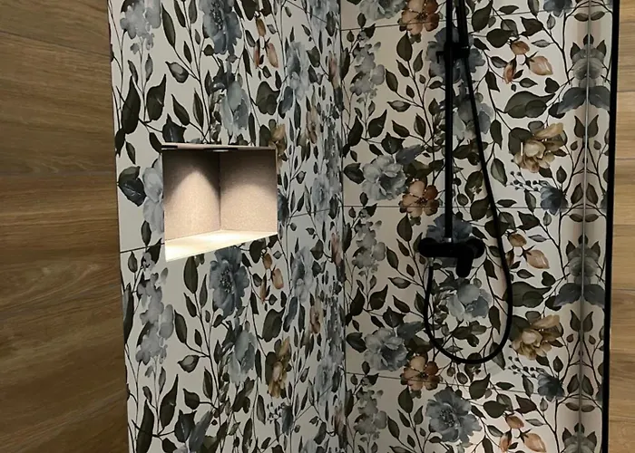 Abinkar アパート トールミン